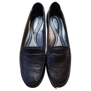 Trotters Women's Black Leather Sip On Loafers Size 8.5N